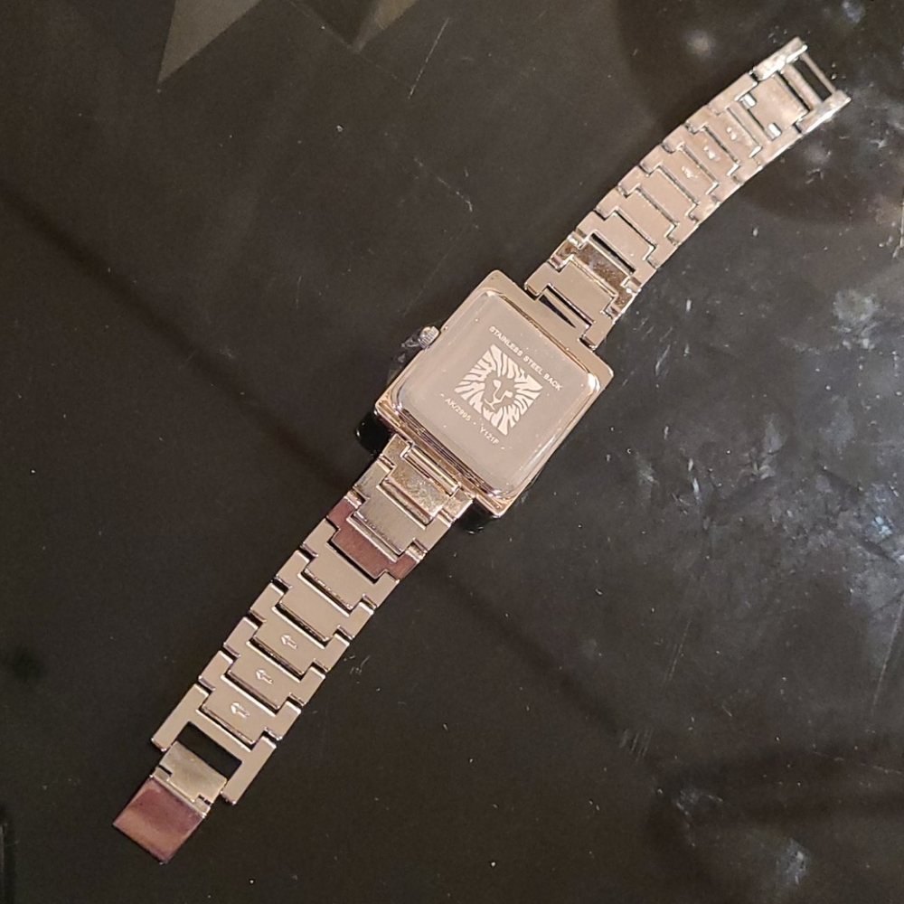 Watch - Picture 5 of 8